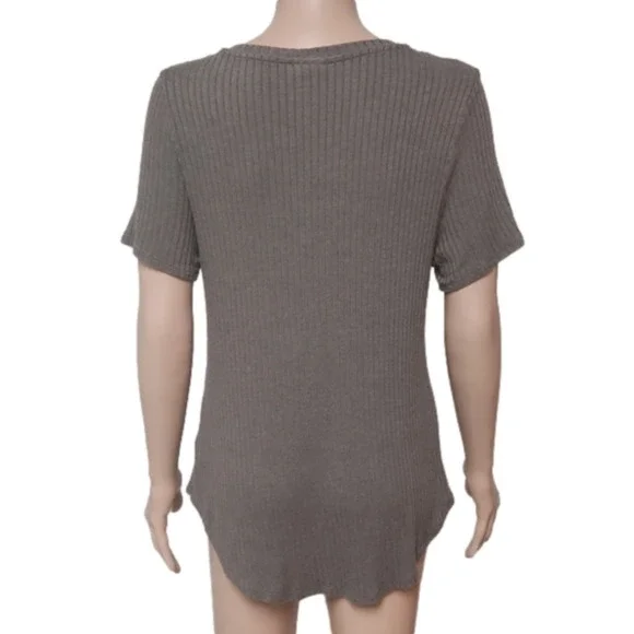 Button-down T-shirt (code-G071) - Picture 2 of 2